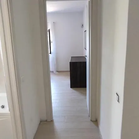 Mimose Apartment *